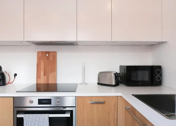 1 Bedroom Apartment In Liege Center - 3Rd Floor